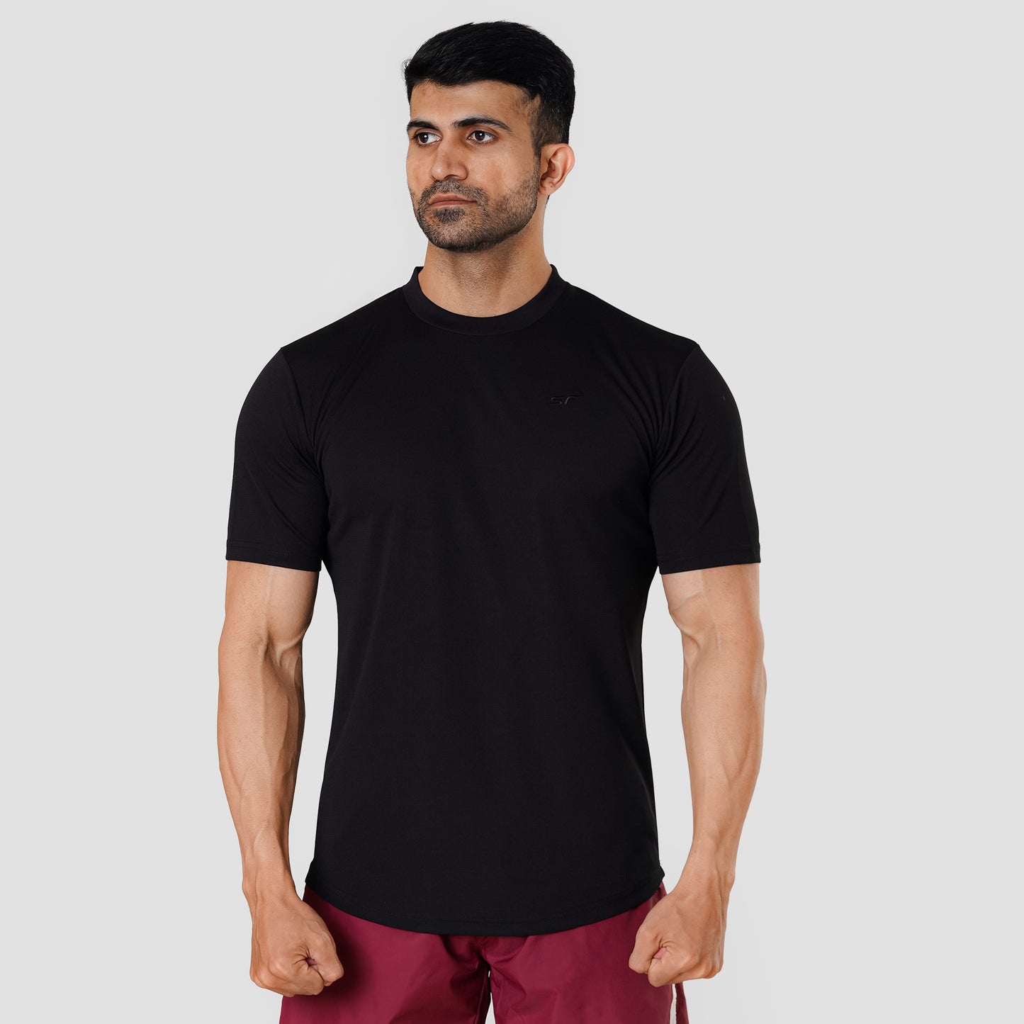 Scoop bottom basic T shirt Black