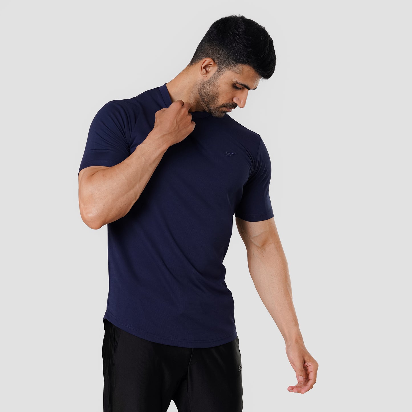 Scoop bottom basic T shirt Navy